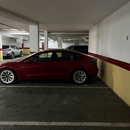 R & T Cordoba Center Apartamentos - Parking エクステリア 写真