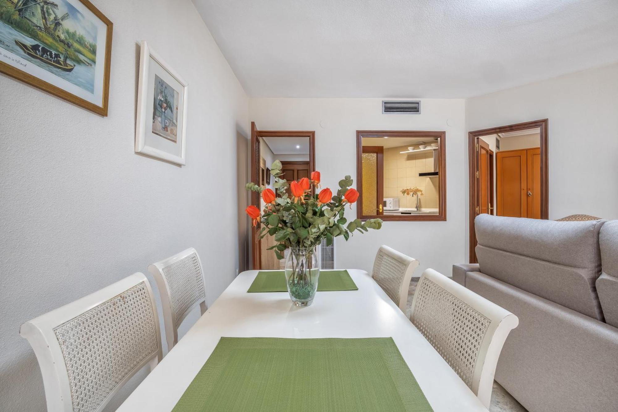 R & T Cordoba Center Apartamentos - Parking エクステリア 写真