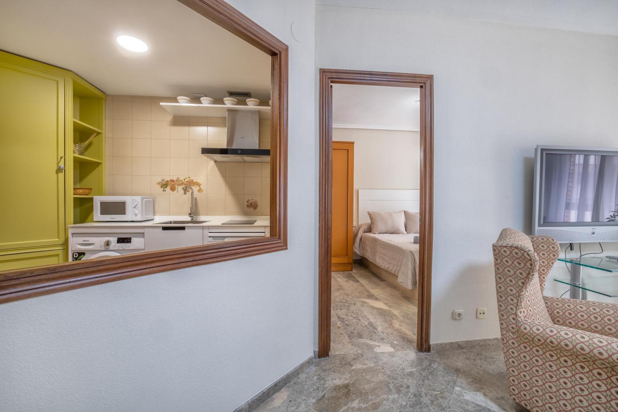 R & T Cordoba Center Apartamentos - Parking エクステリア 写真