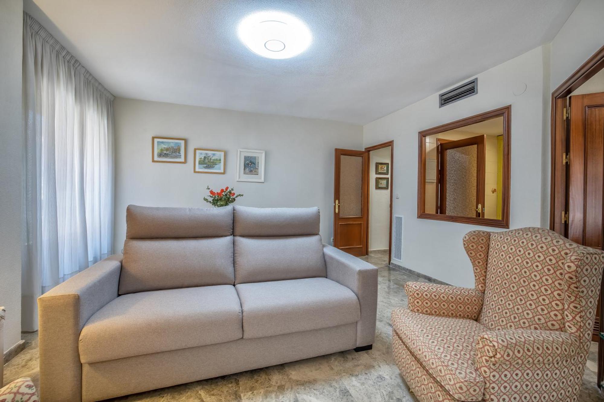 R & T Cordoba Center Apartamentos - Parking エクステリア 写真